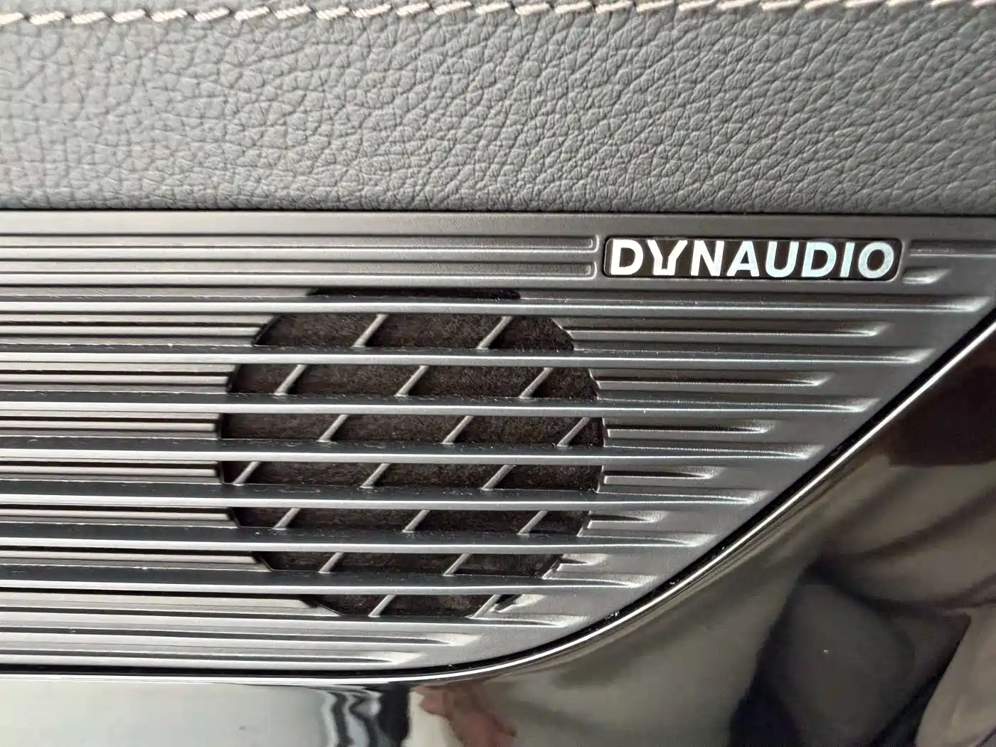 BYD Tang New Energy 2025 DM-i 115KM Prestige Type фото 18