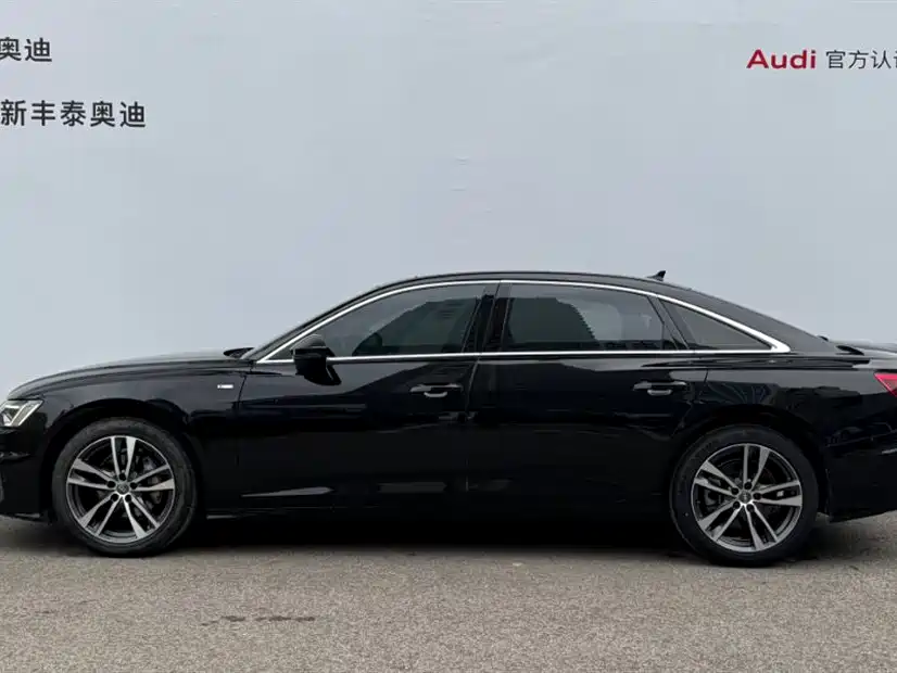 Audi A6L 2021 45 TFSI Exclusive Sport фото 27