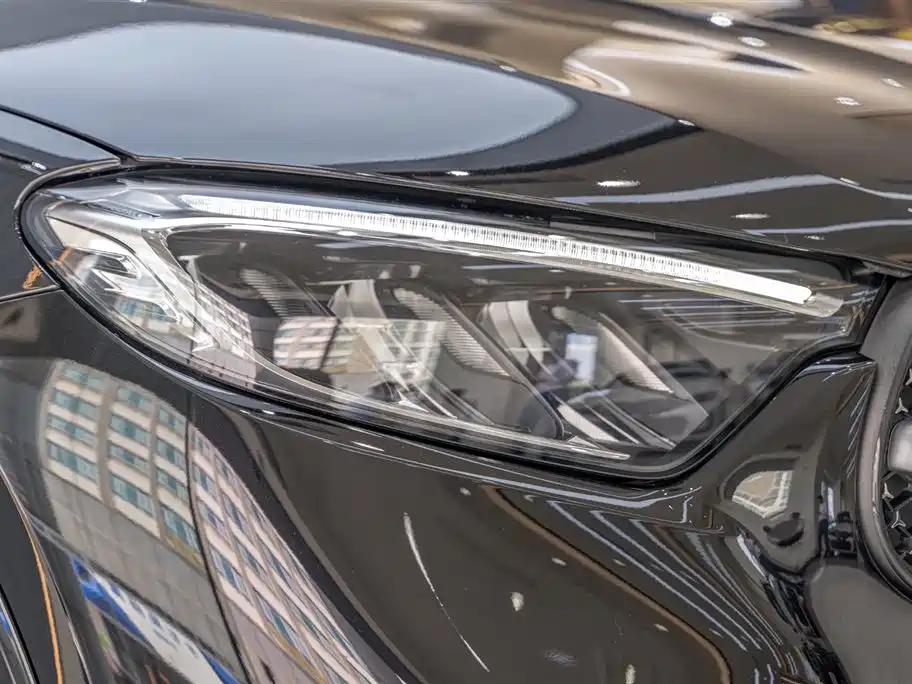Mercedes-Benz GLC 2023 GLC 300 L 4MATIC Sport 5-Seater фото 6