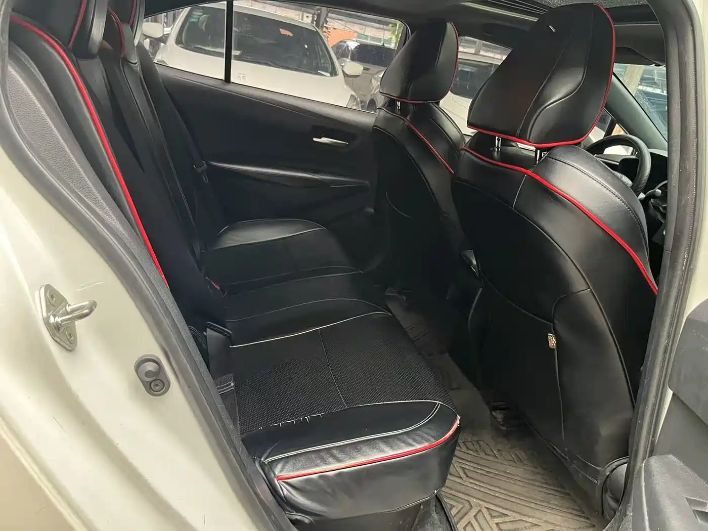Toyota Levin 2019 Dual Engine 1.8H E-CVT Luxury Edition China V фото 13