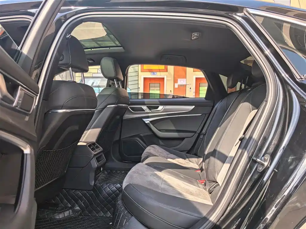 Audi A6L 2023 40 TFSI Luxury Dynamic фото 17