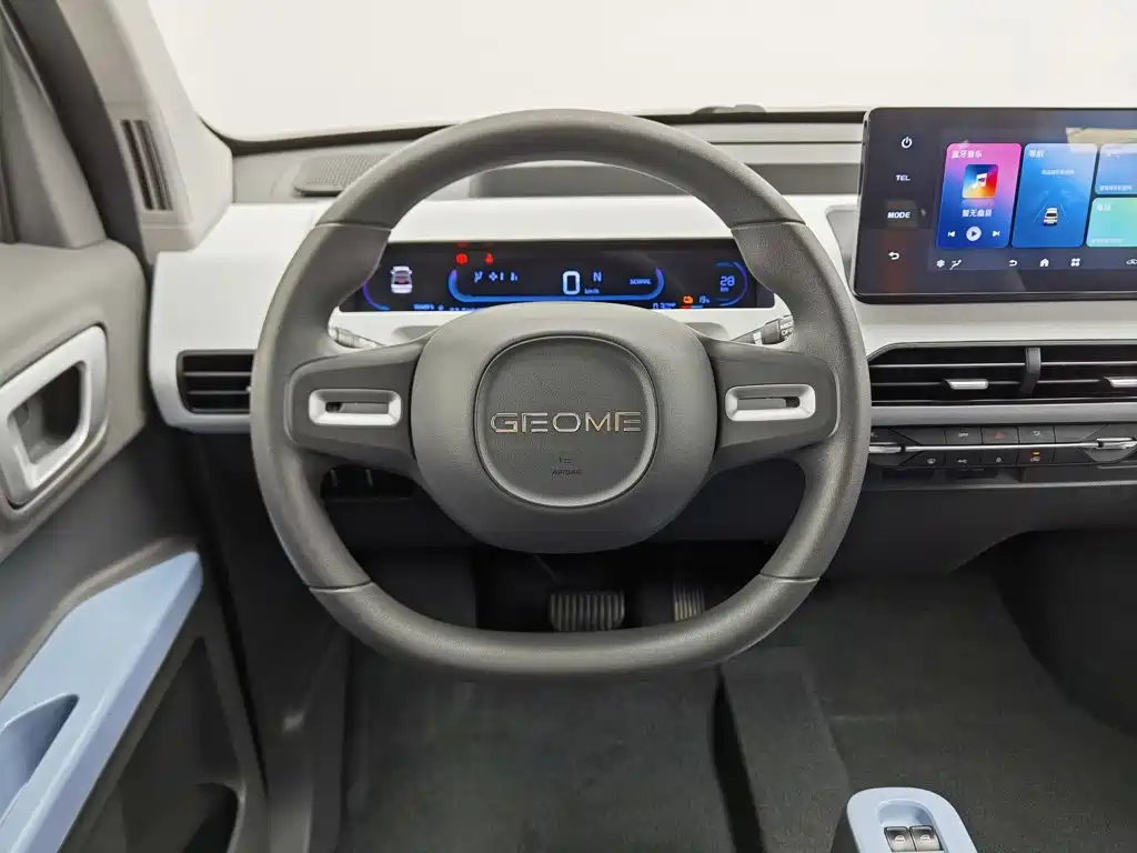 Фото 11 - Geely Galaxy Panda