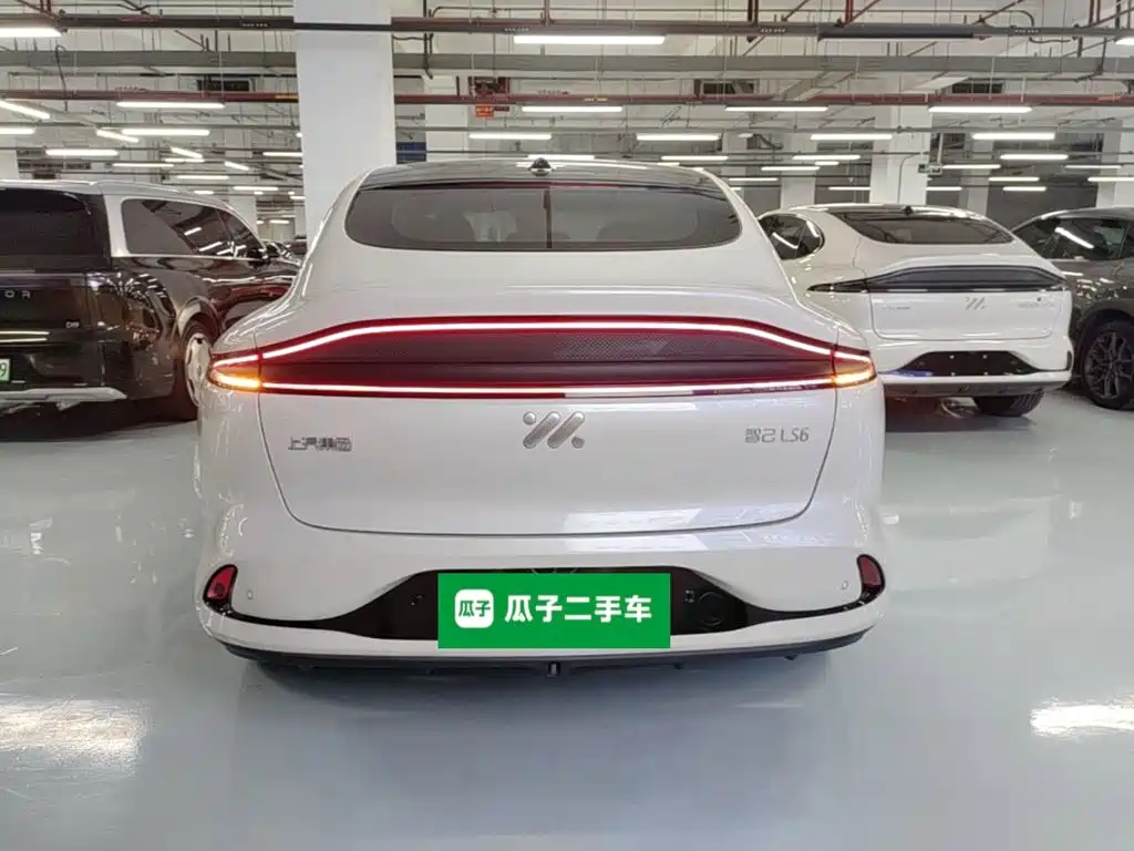 IM Motors IM LS6 2023 2023 Max Standard Edition