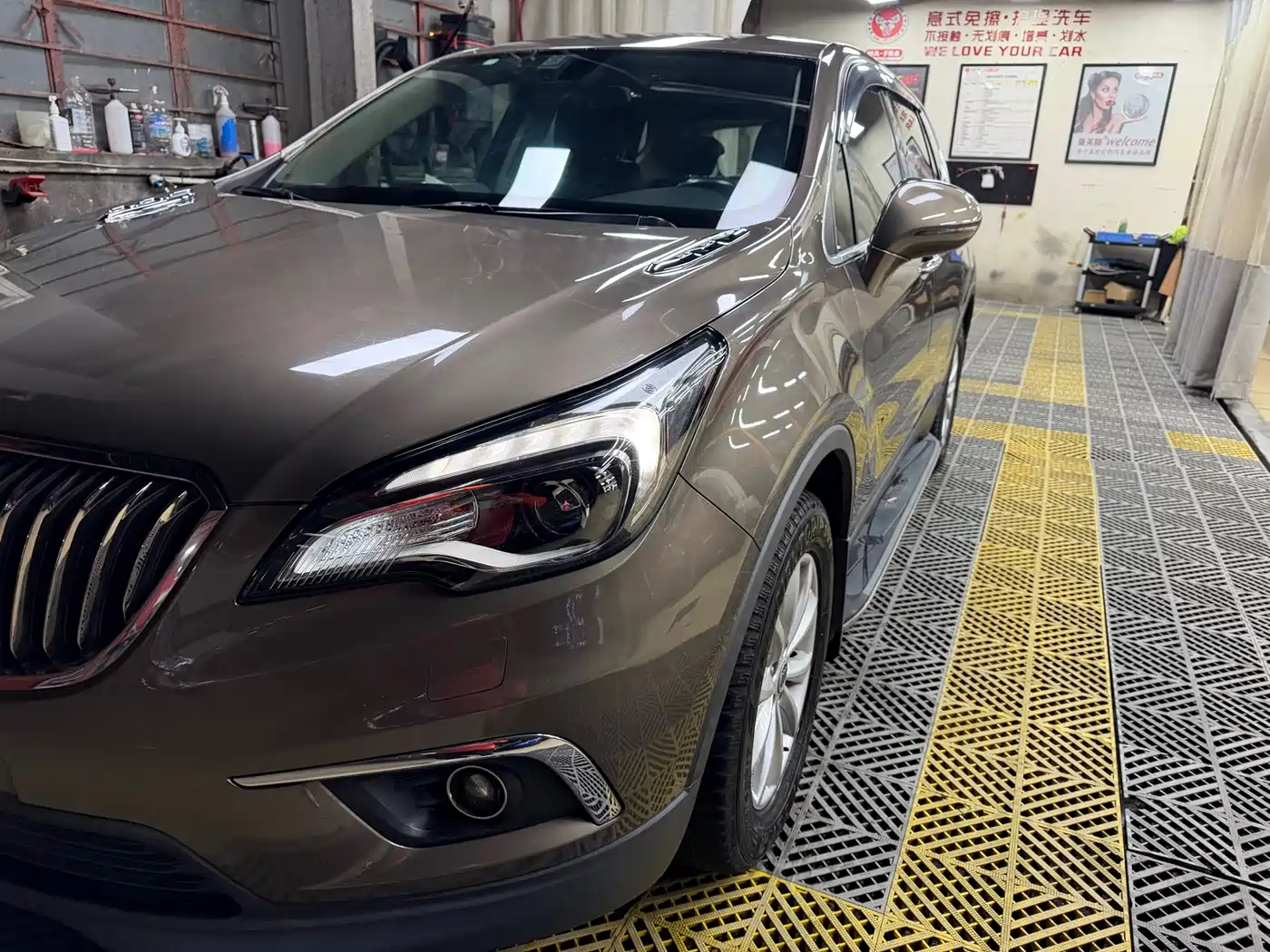 Buick Envision Plus 2017 28T AWD Elite фото 37