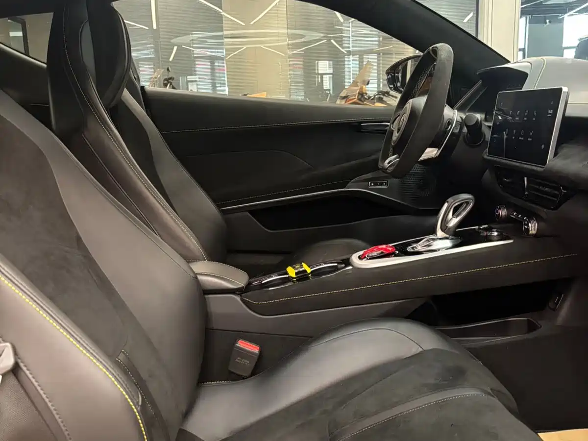 LOTUS SPORTS CAR EMIRA