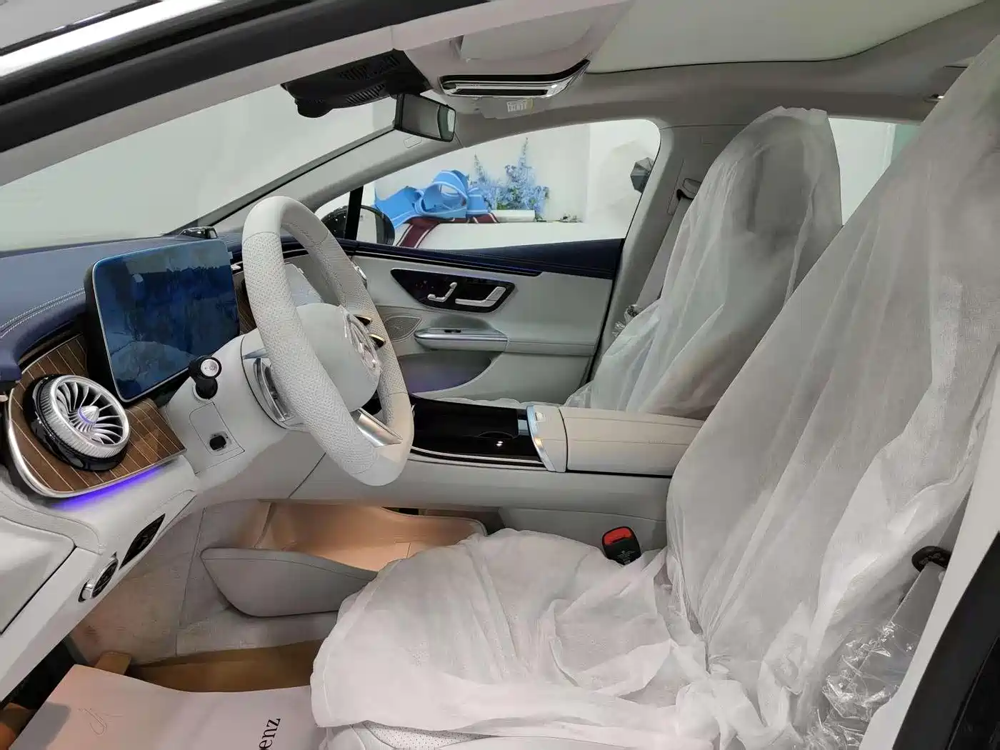 Mercedes-Benz EQE 2025 500 4MATIC Pioneer фото 10