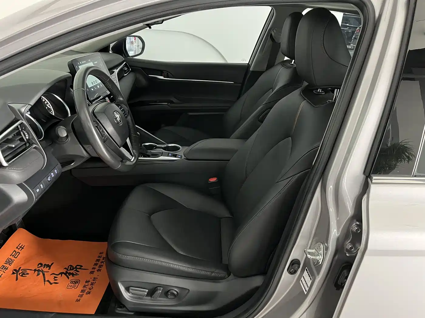 Toyota Camry 2021 2.0G Luxury Edition фото 5