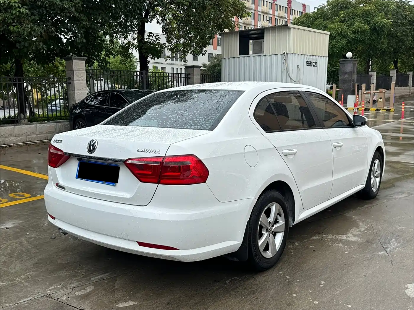 Volkswagen Lavida 2013 Facelift Classic 1.6L Automatic Trend фото 11