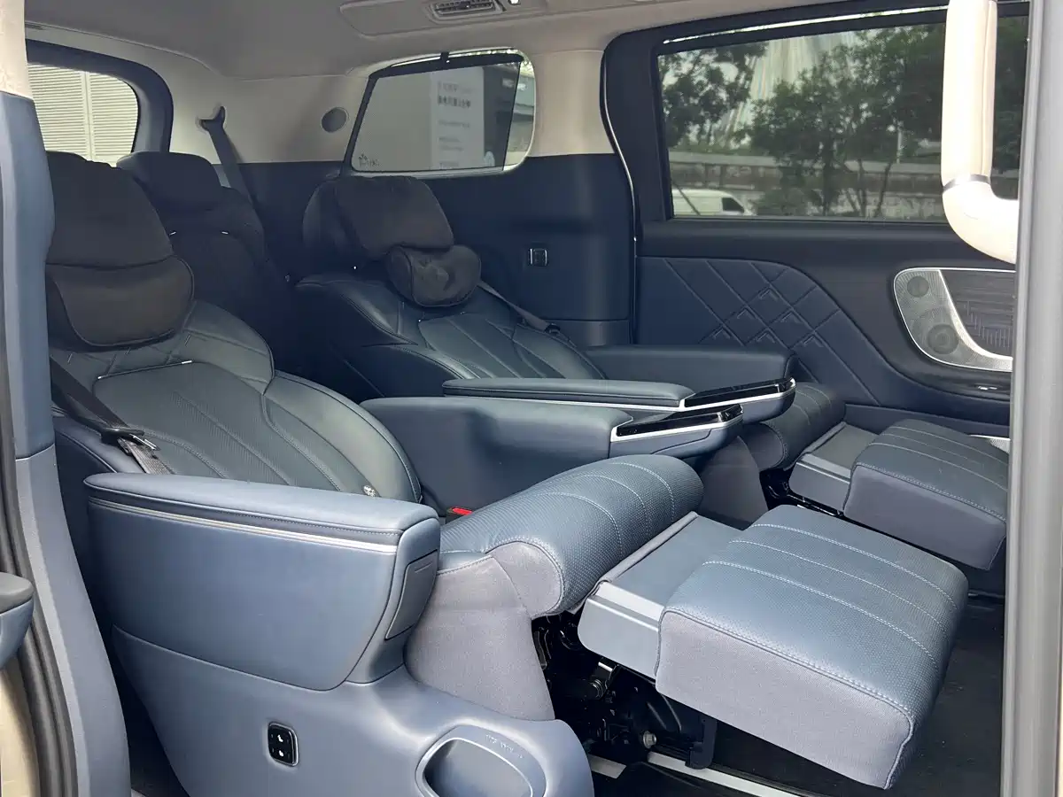 Voyah Auto Voyah Dreamer 2025 Model PHEV Basic Version фото 22
