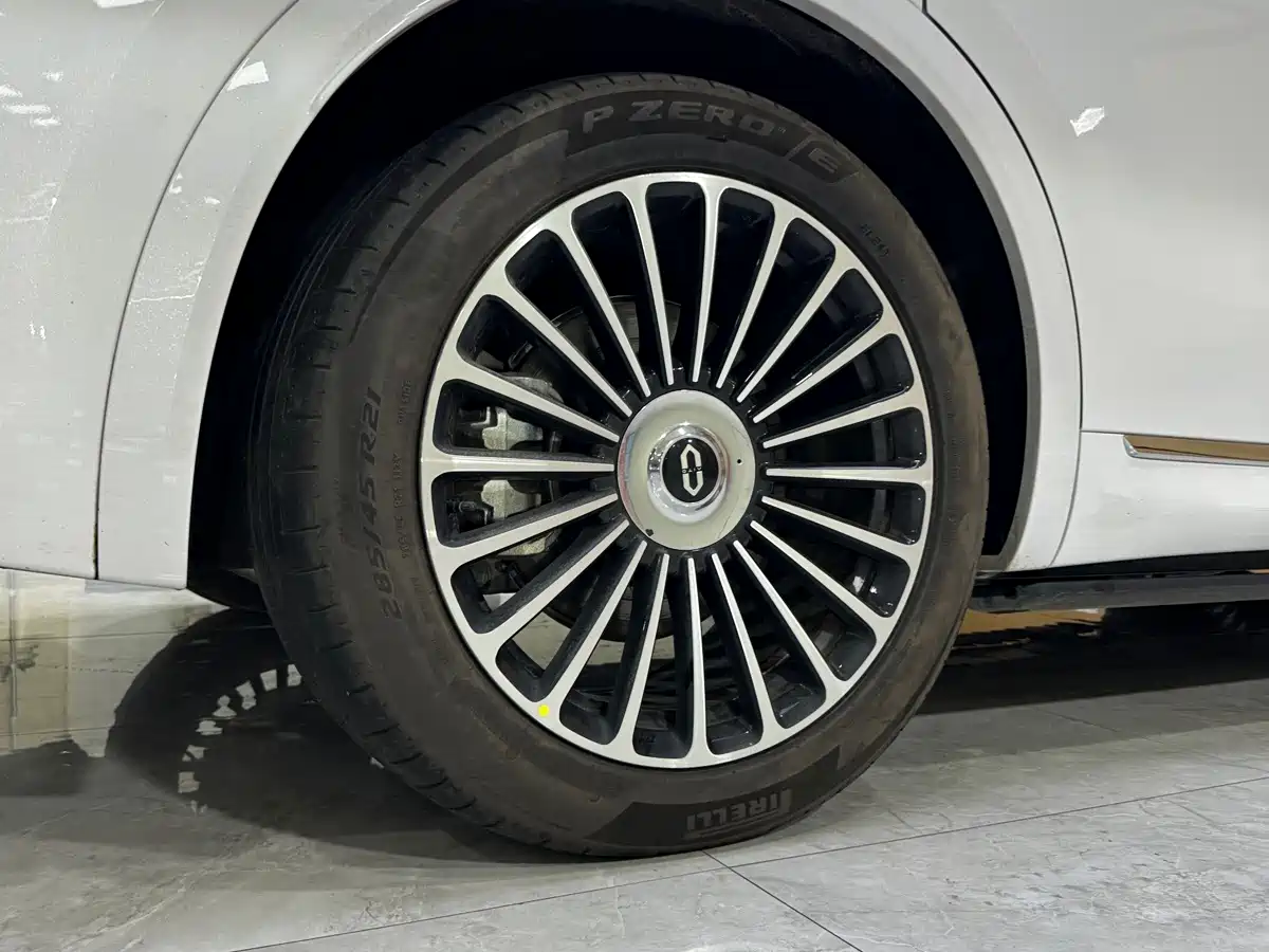 Aito AITO M8 2026 2025 Extended Range Ultra 53.4kWh 6-Seater