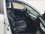 Фото 8 - Geely Vision