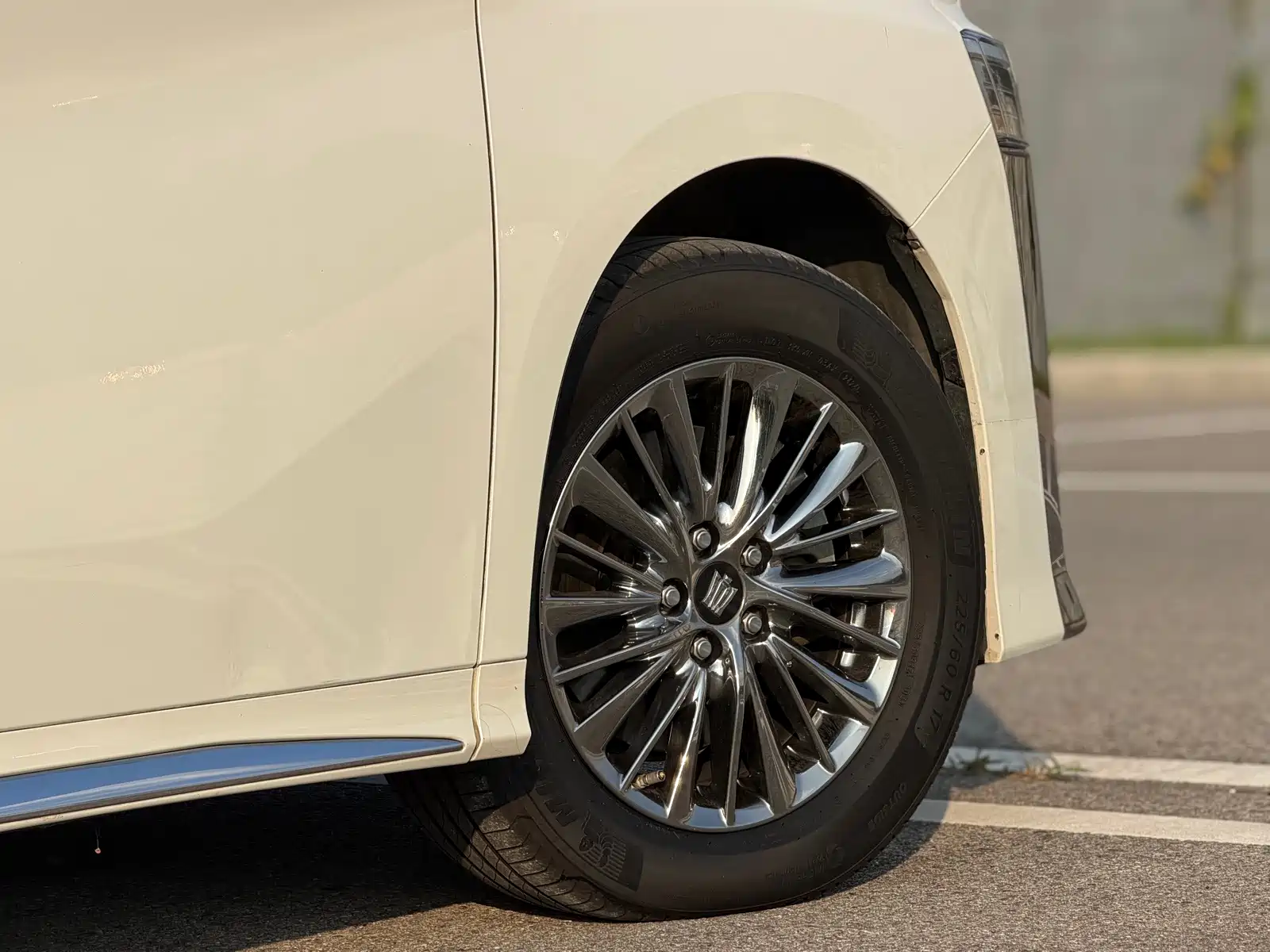 Фото 7 - Toyota Vellfire