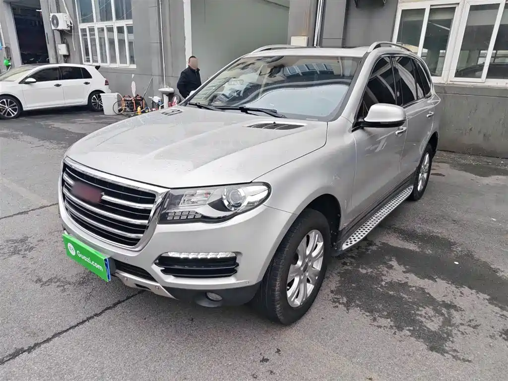 Haval H8 2015 2.0T 2WD Standard