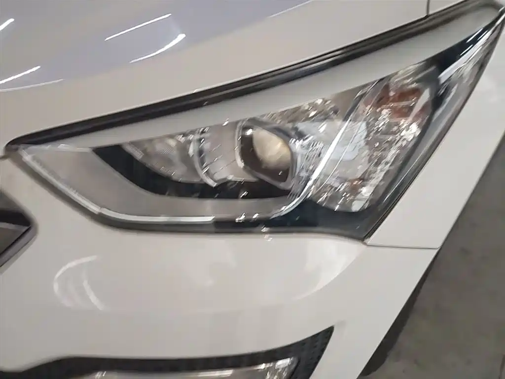 Hyundai Santa Fe 2015 2.0T Automatic 2WD Smart 5-Seater фото 24