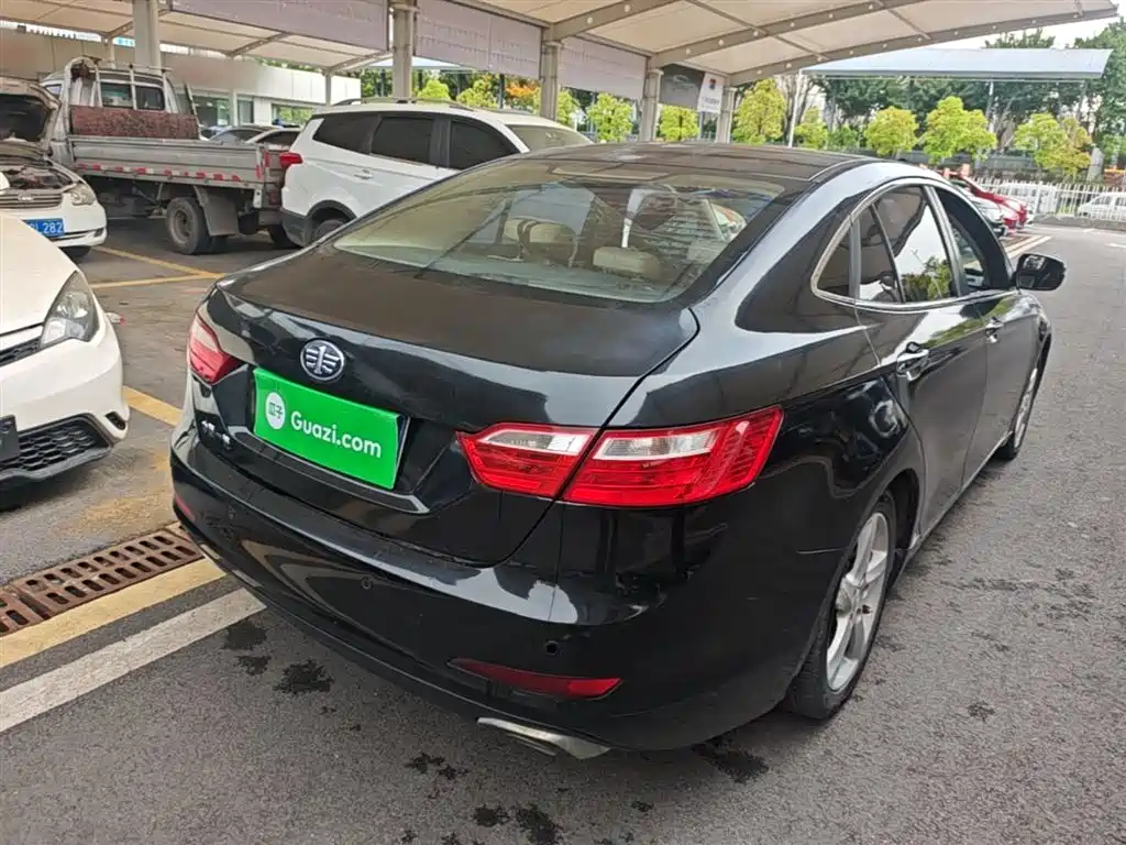 Besturn B70 2015 2014 2.0L Automatic Luxury