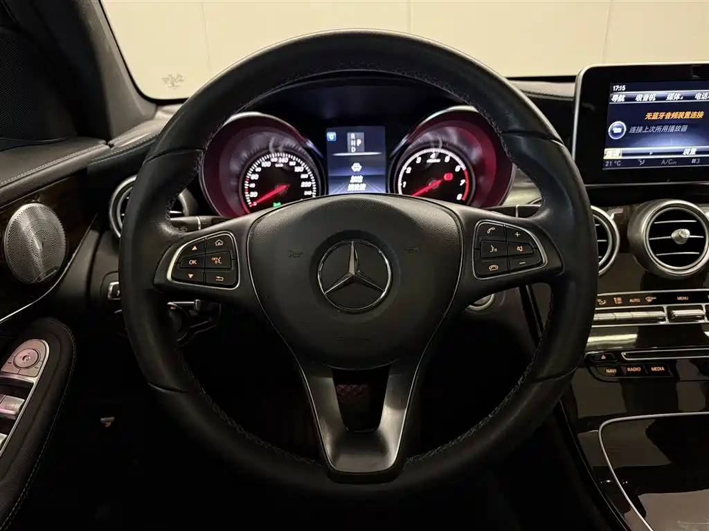 Mercedes-Benz GLC 2018 GLC 260 4MATIC Luxury фото 14