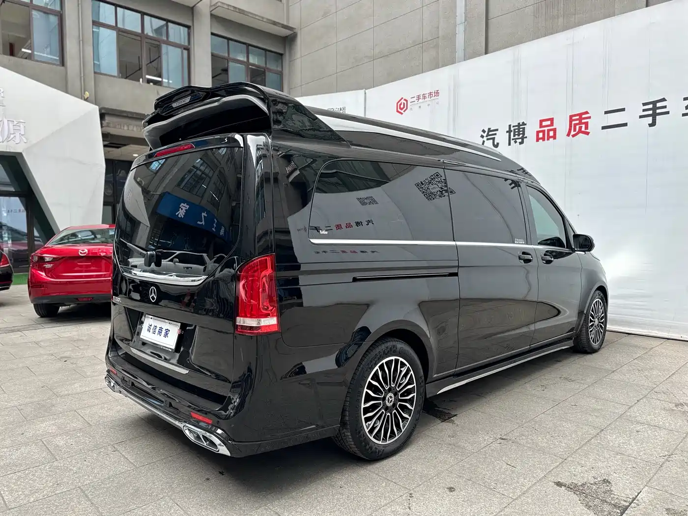 MERCEDES-BENZ V CLASS