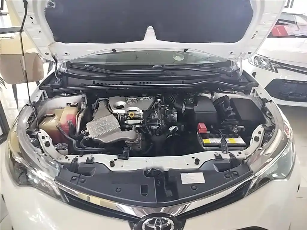 Toyota Levin 2018 185T CVT Premium Edition China V фото 16