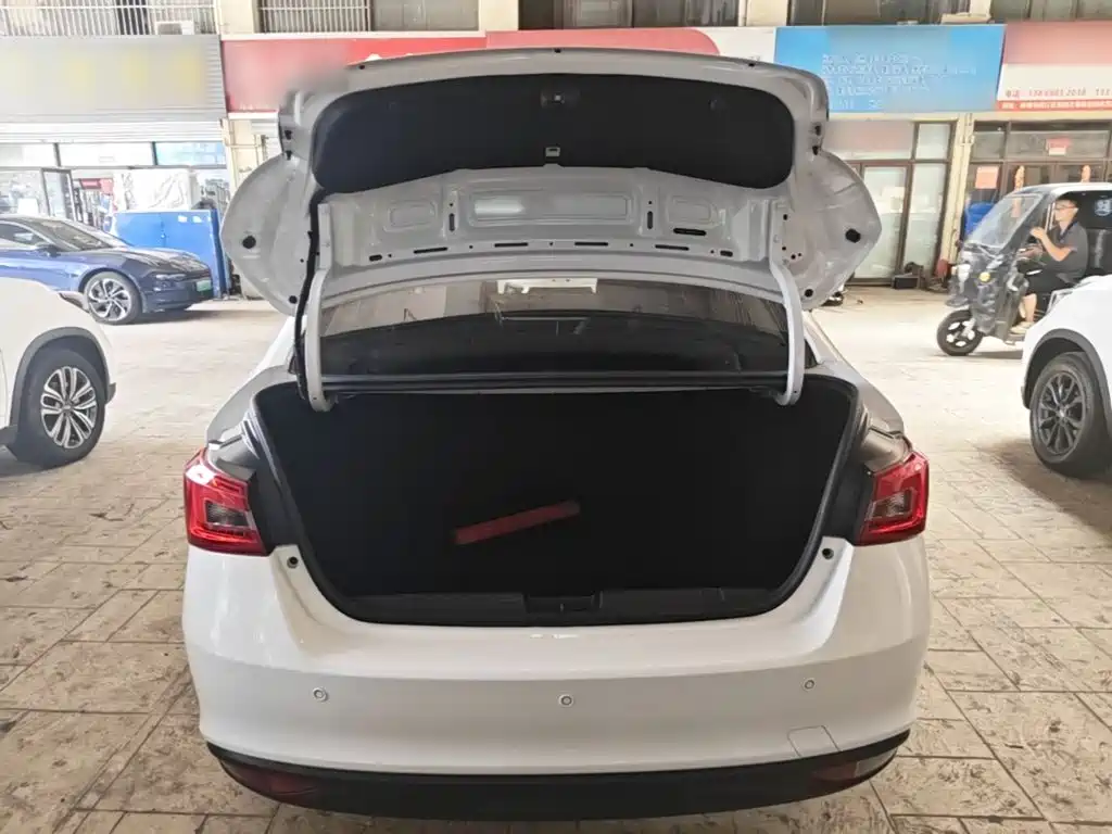 Chery Arrizo 5 2022 2021 PRO 1.5L Manual Youth Edition
