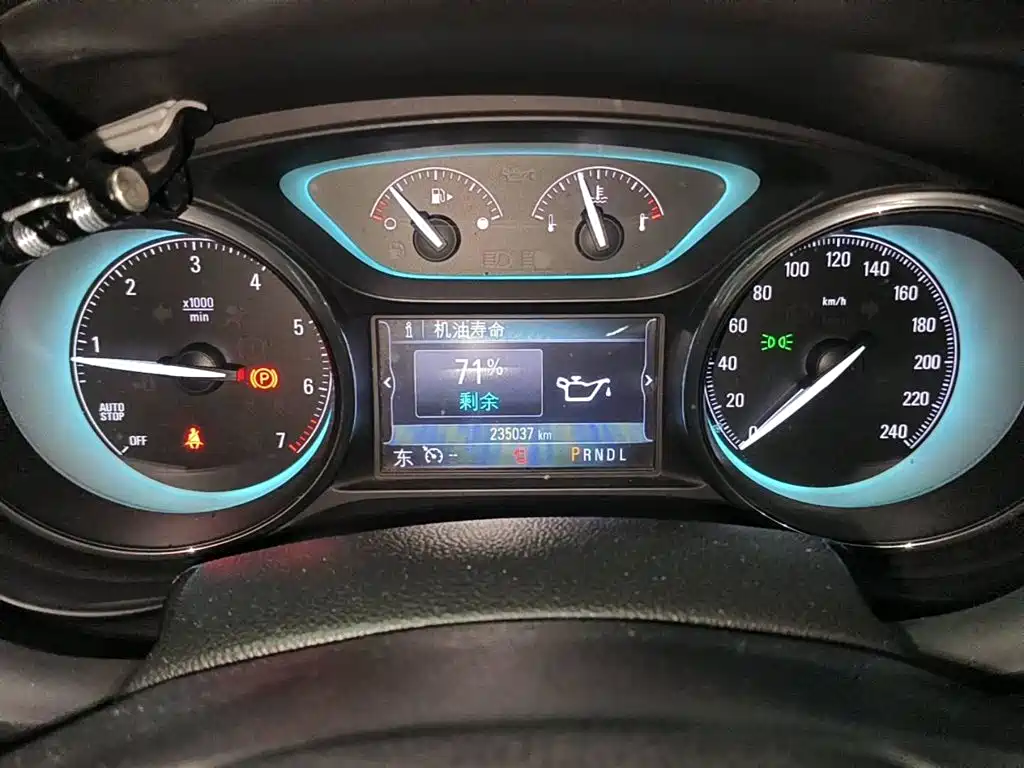 Фото 4 - Buick Envision Plus