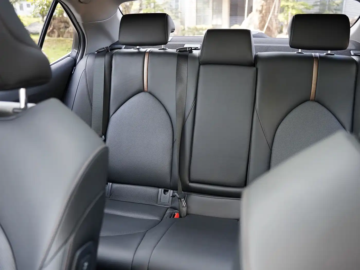 Toyota Camry 2019 Facelift Hybrid 2.5HG Luxury Edition фото 23