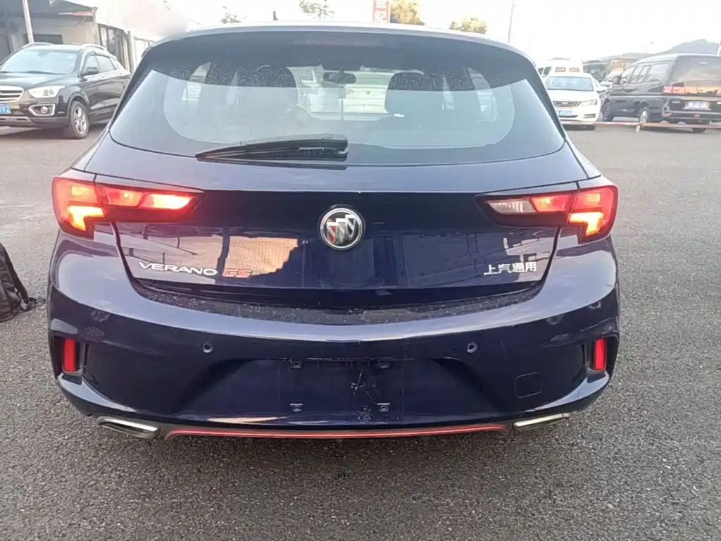 صورة 6 - Buick Verano