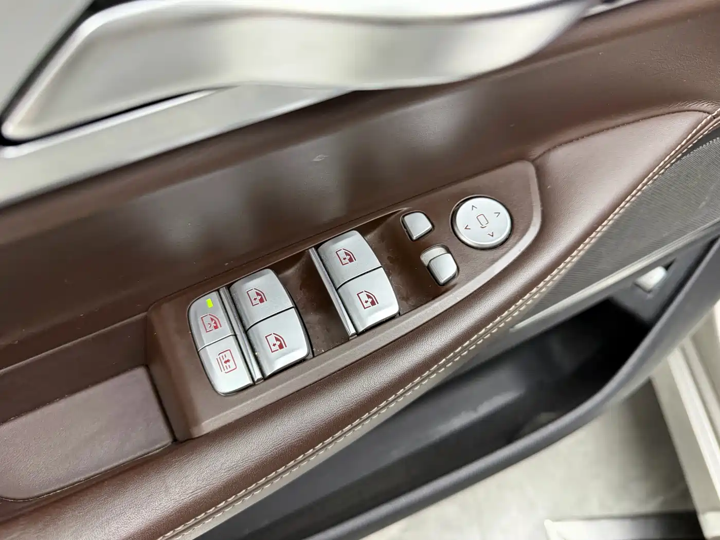 BMW 7 Series 2016 730Li Leading фото 5