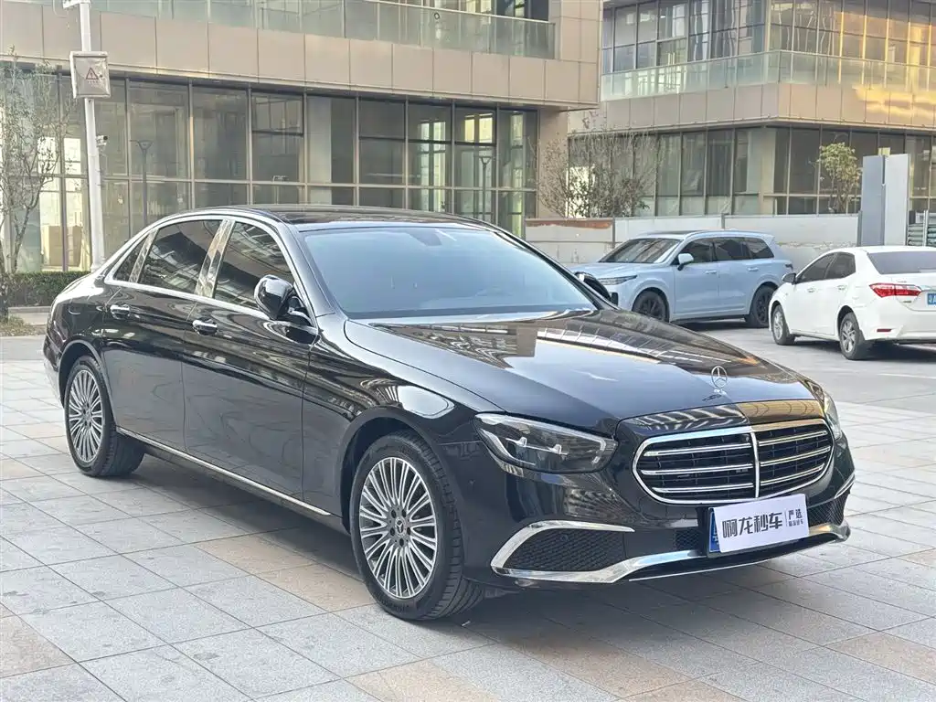  E CLASS