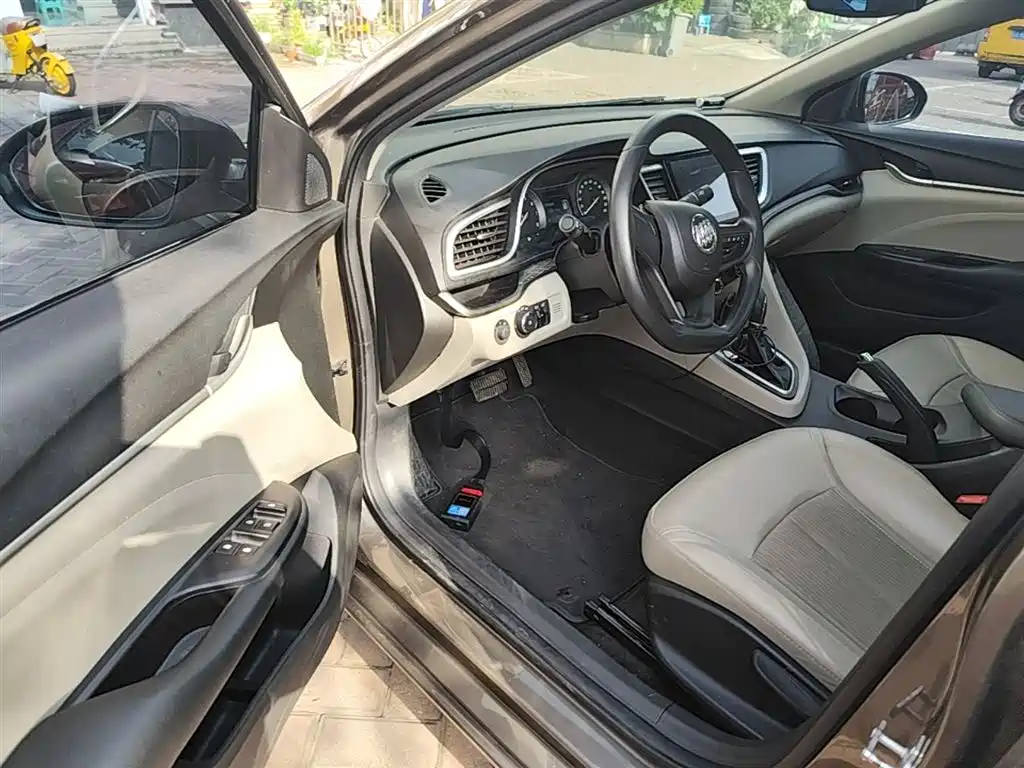 Buick Excelle 2017 15N Automatic Elite фото 16