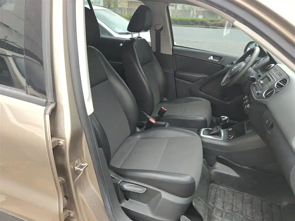 Volkswagen Tiguan 2013 1.8TSI Auto 2WD Trend Edition фото 25