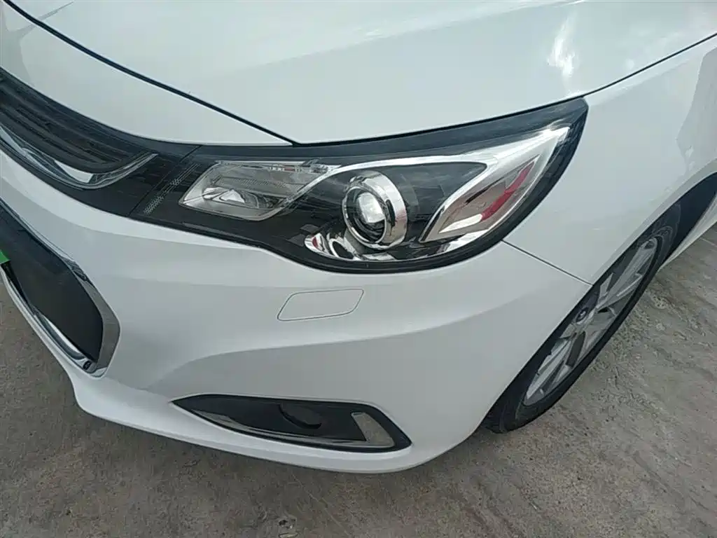 Chevrolet Malibu 2017 1.5T Automatic Luxury Edition фото 24
