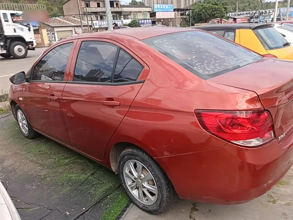 Chevrolet Sail 2015 Sail 3 1.3L Manual Ideal Edition фото 5