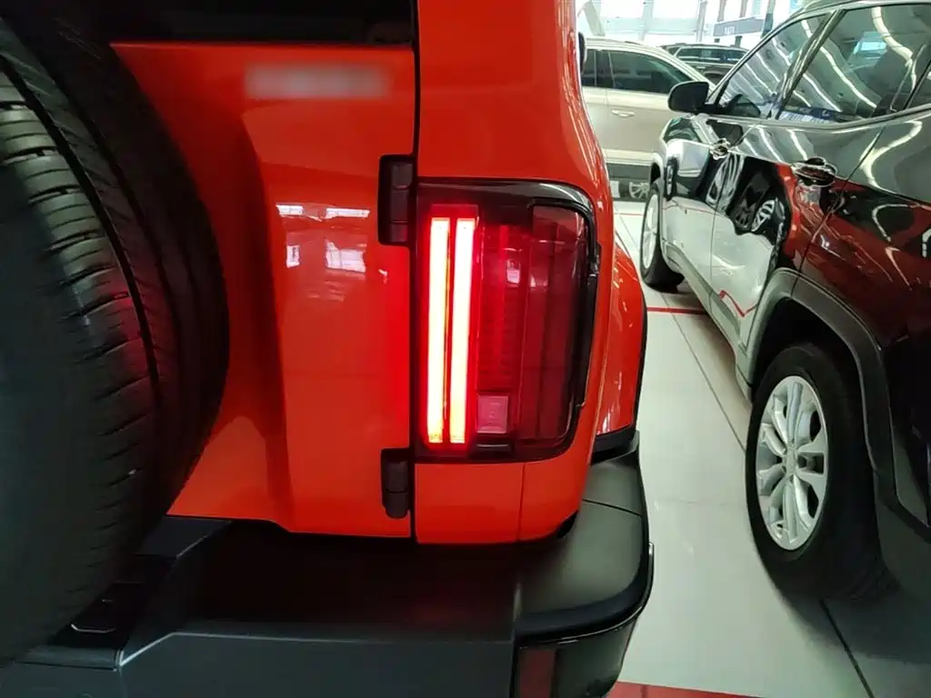 Tank 300 2024 2.0T Explorer фото 8
