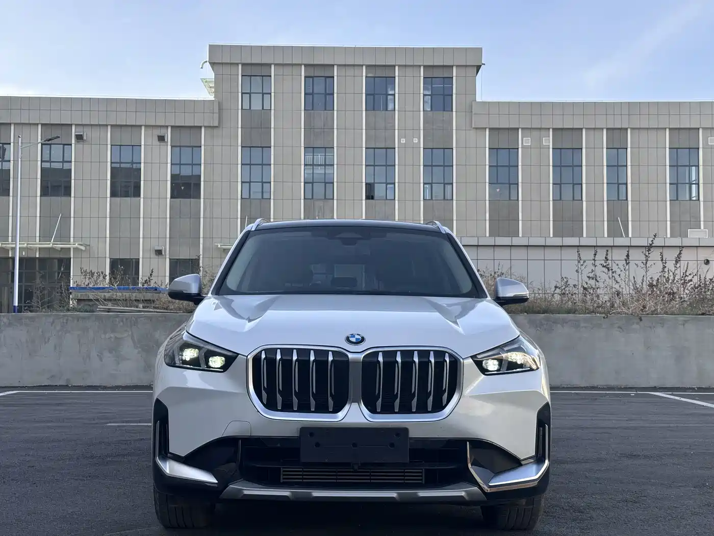 BMW X1 2023 sDrive20Li X Design Package фото 2