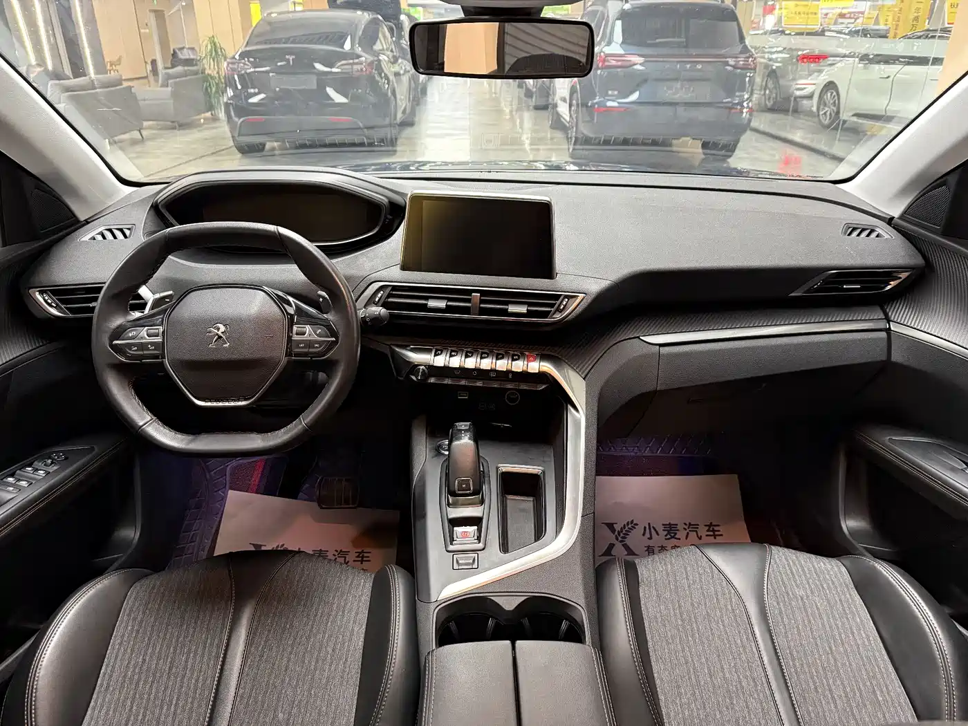 Peugeot 5008 2017 380THP 7-seat Elite Edition фото 10
