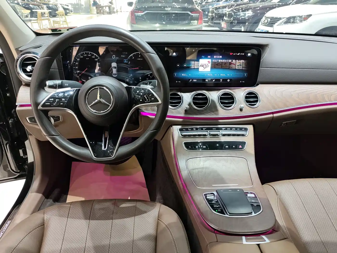 Mercedes-Benz E-Class 2022 E 300 L Luxury фото 9