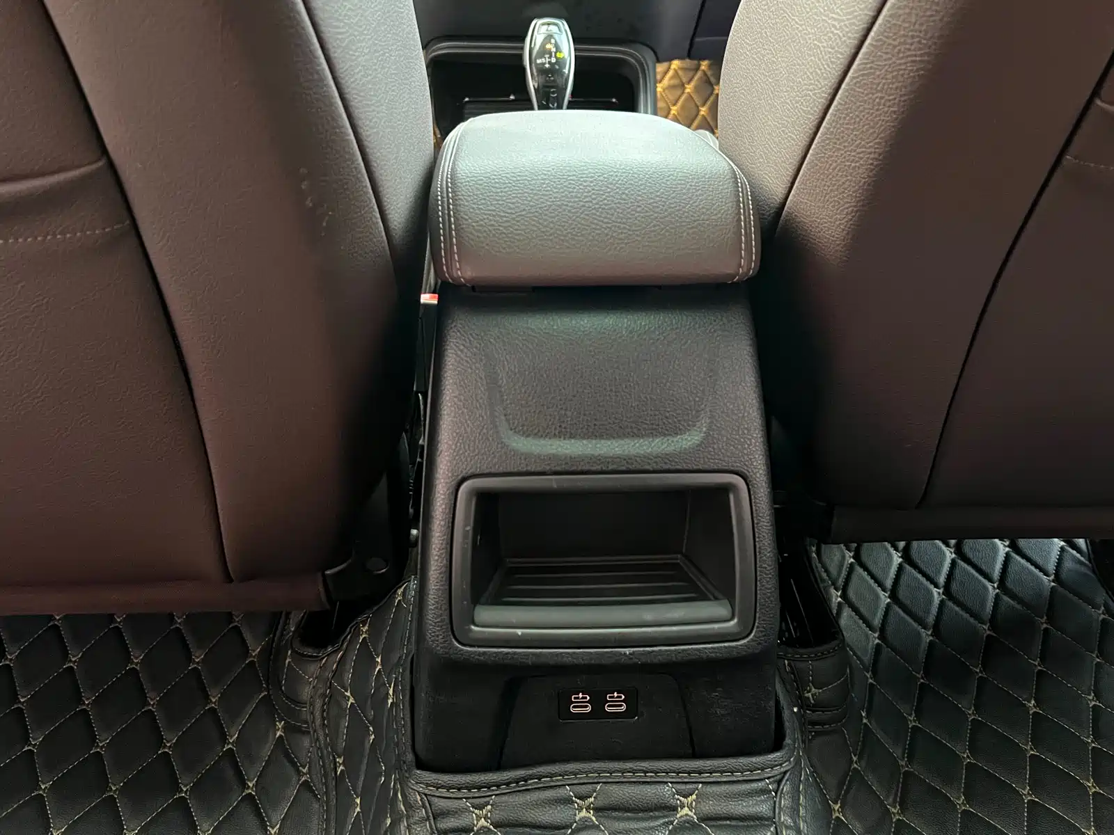Фото 4 - BMW 1 Series