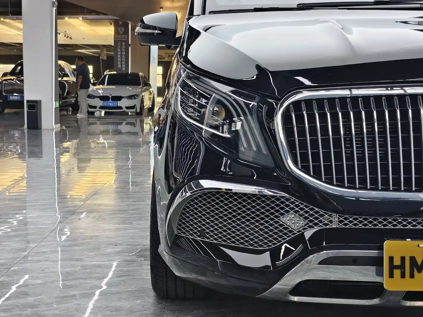 Mercedes-Benz V-Class 2022 V 260 Pilot Edition фото 3