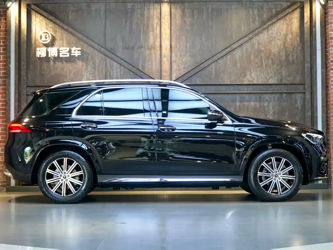 Mercedes-Benz GLE 2024 Facelift GLE 350 4MATIC Fashion фото 18