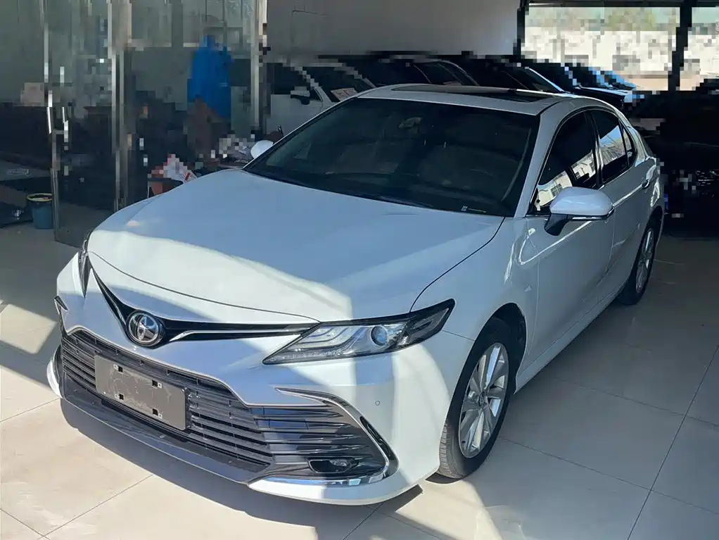 Toyota Camry 2021 2.0G Luxury Edition