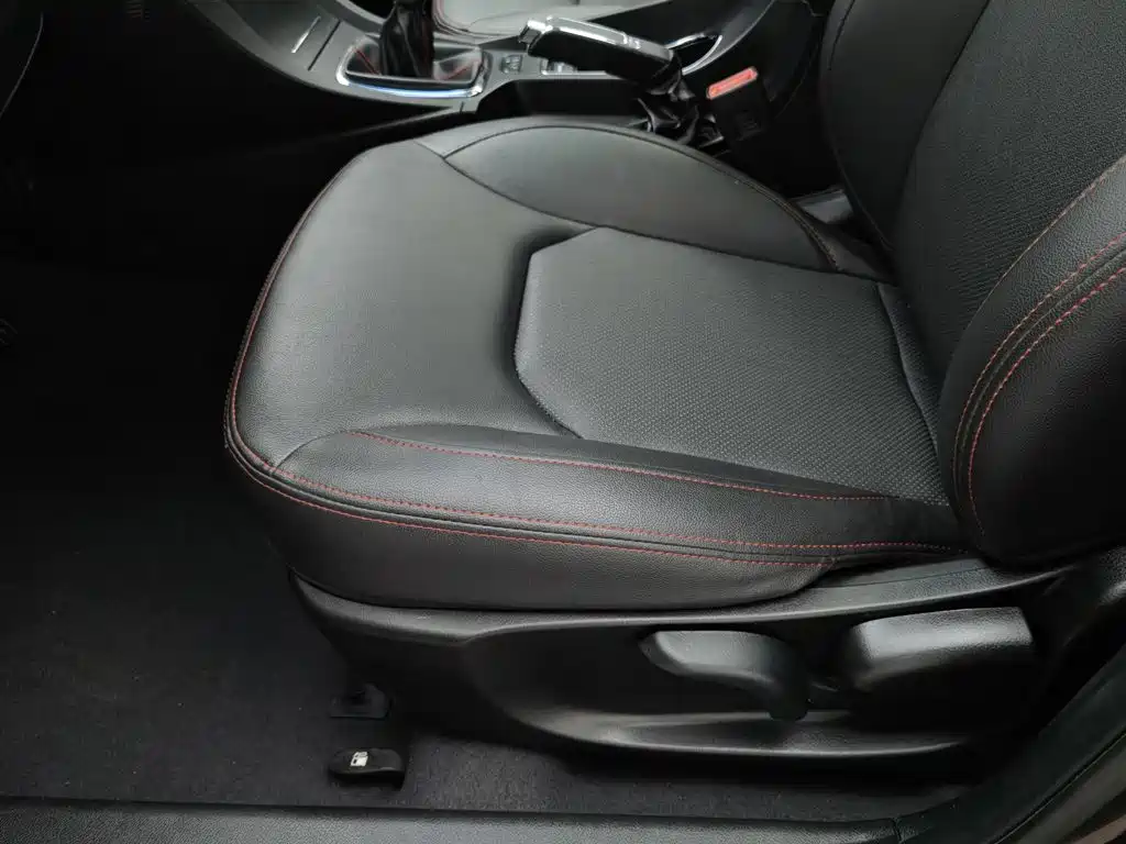 Geely Emgrand 2015 2015 Sedan 1.5L Manual Upward Edition