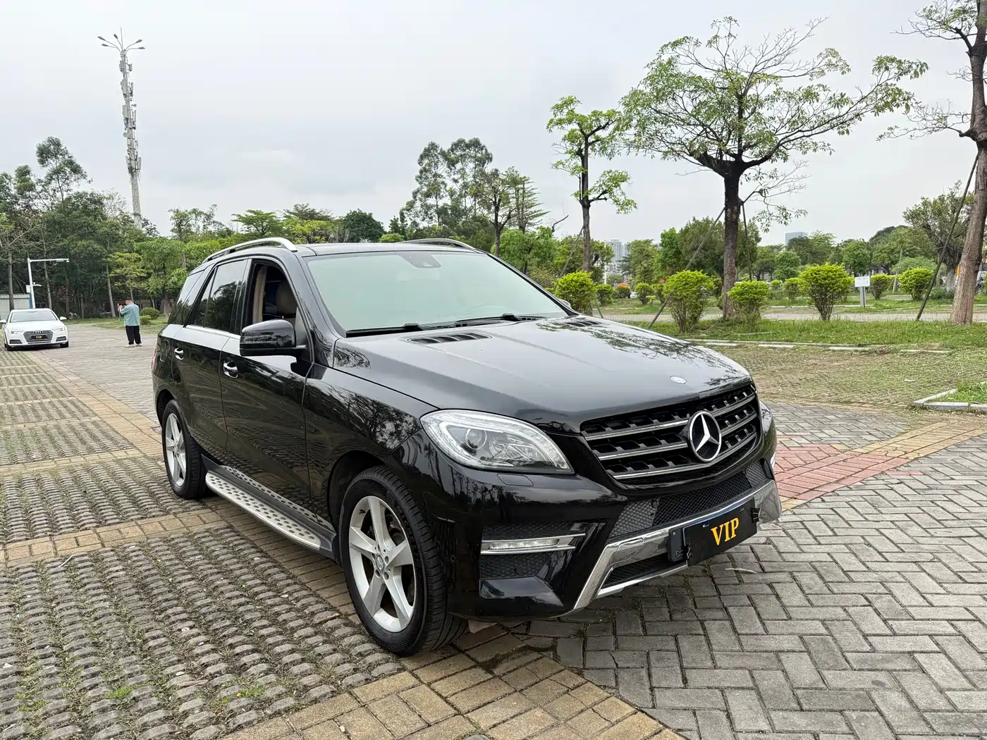 Mercedes-Benz M-Class 2014 ML 400 4MATIC Dynamic фото 3