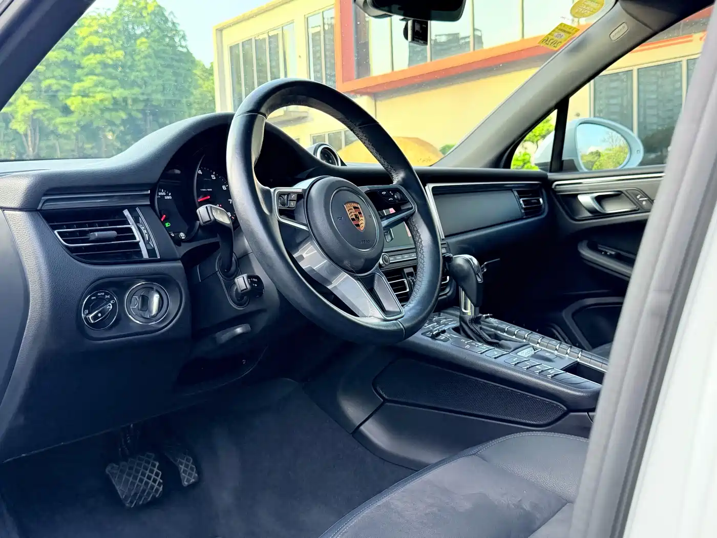 Porsche Macan 2018 Macan 2.0T фото 9