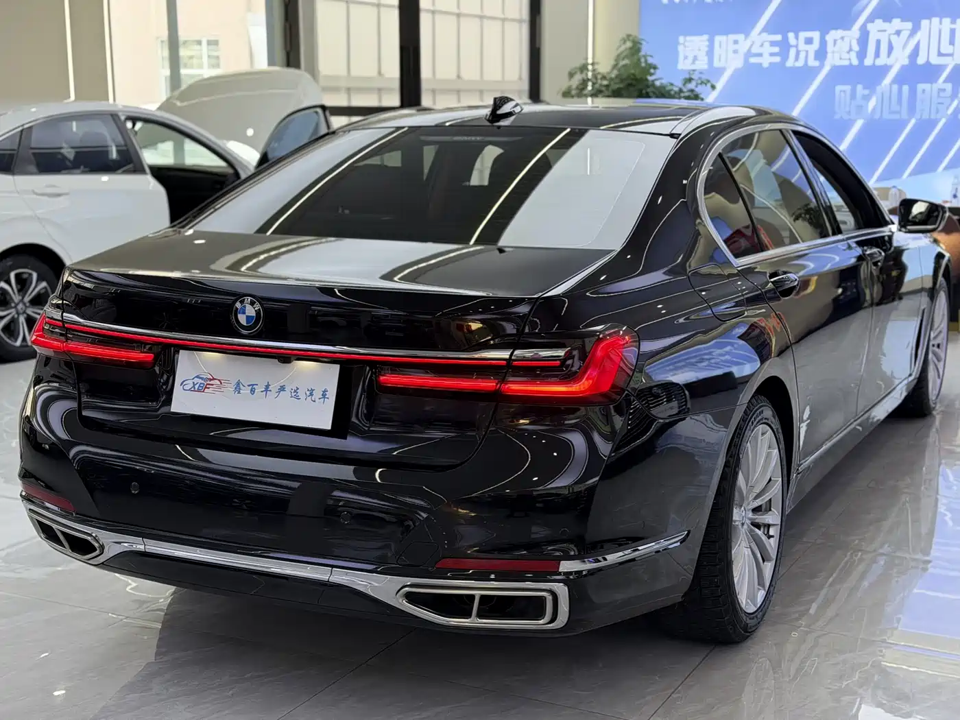 BMW 7 Series 2019 730Li Luxury Package фото 10