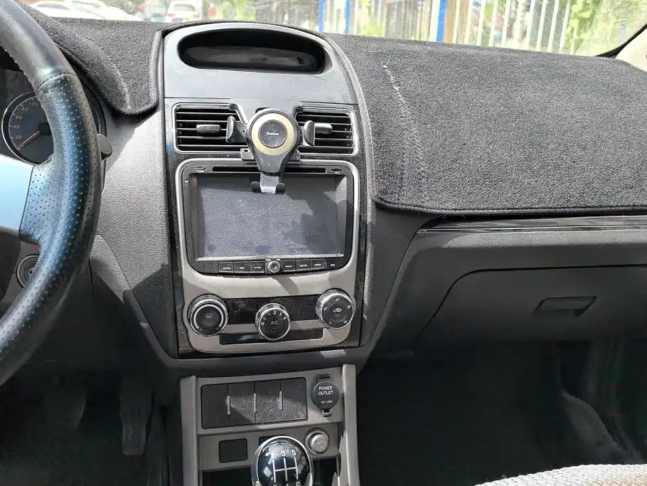 Geely Classic Emgrand 2015 2012 Hatchback 1.5L Manual Standard