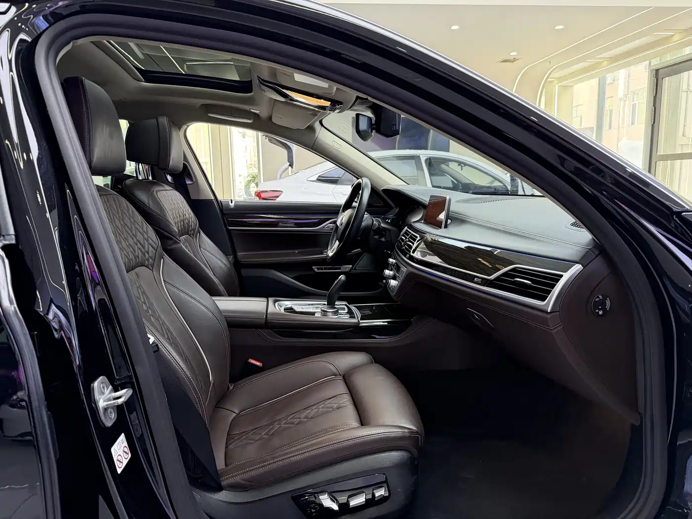 BMW 7 Series 2019 730Li Luxury Package фото 6