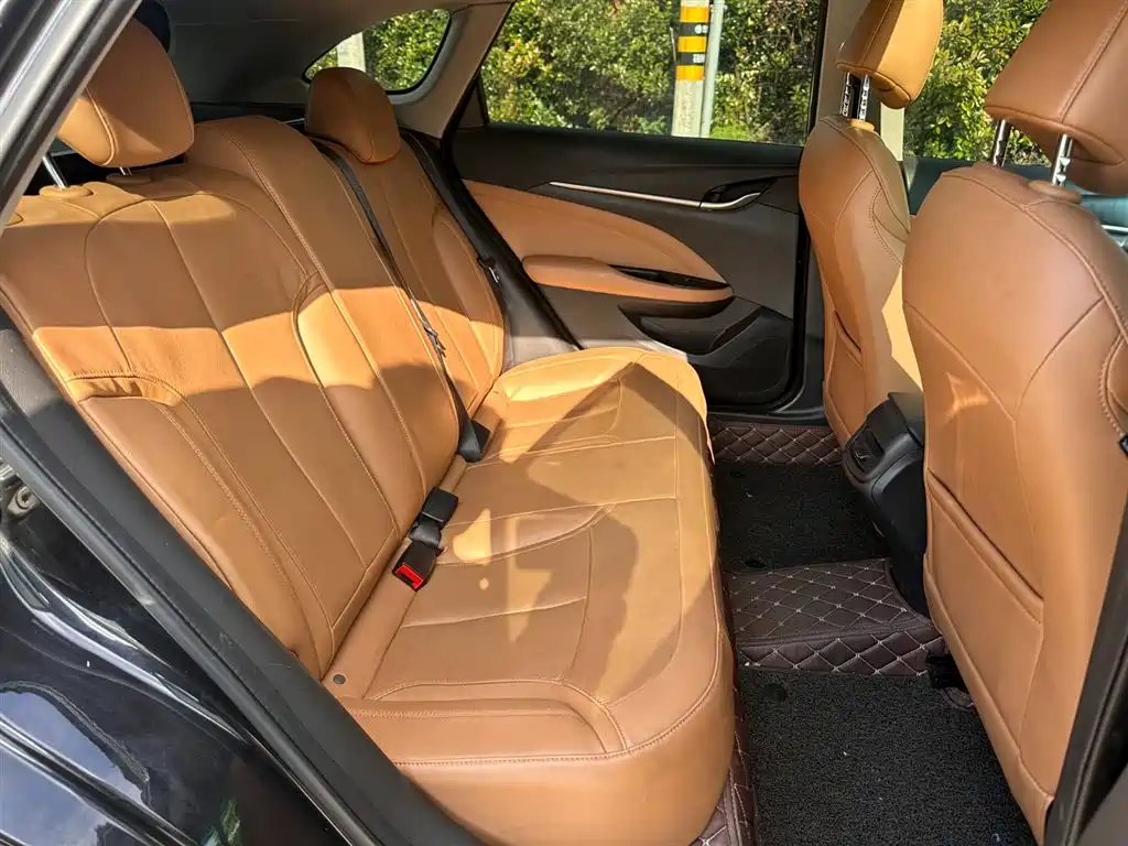 Buick Excelle GT 2018 18T Automatic Flagship фото 3