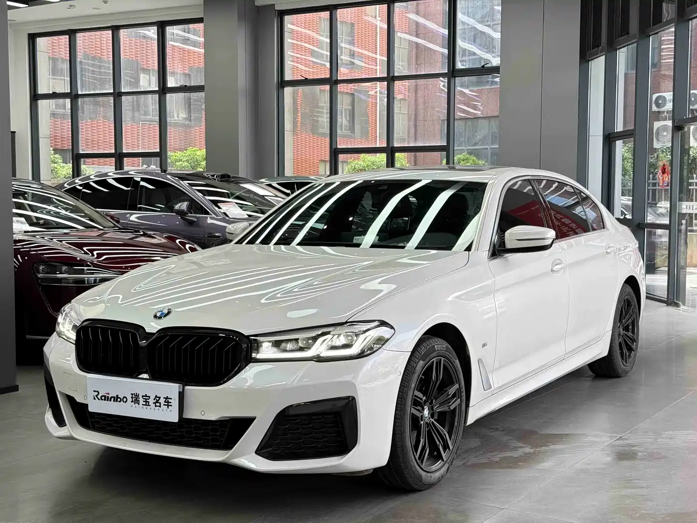BMW 5 Series 2022 525Li M Sport Package