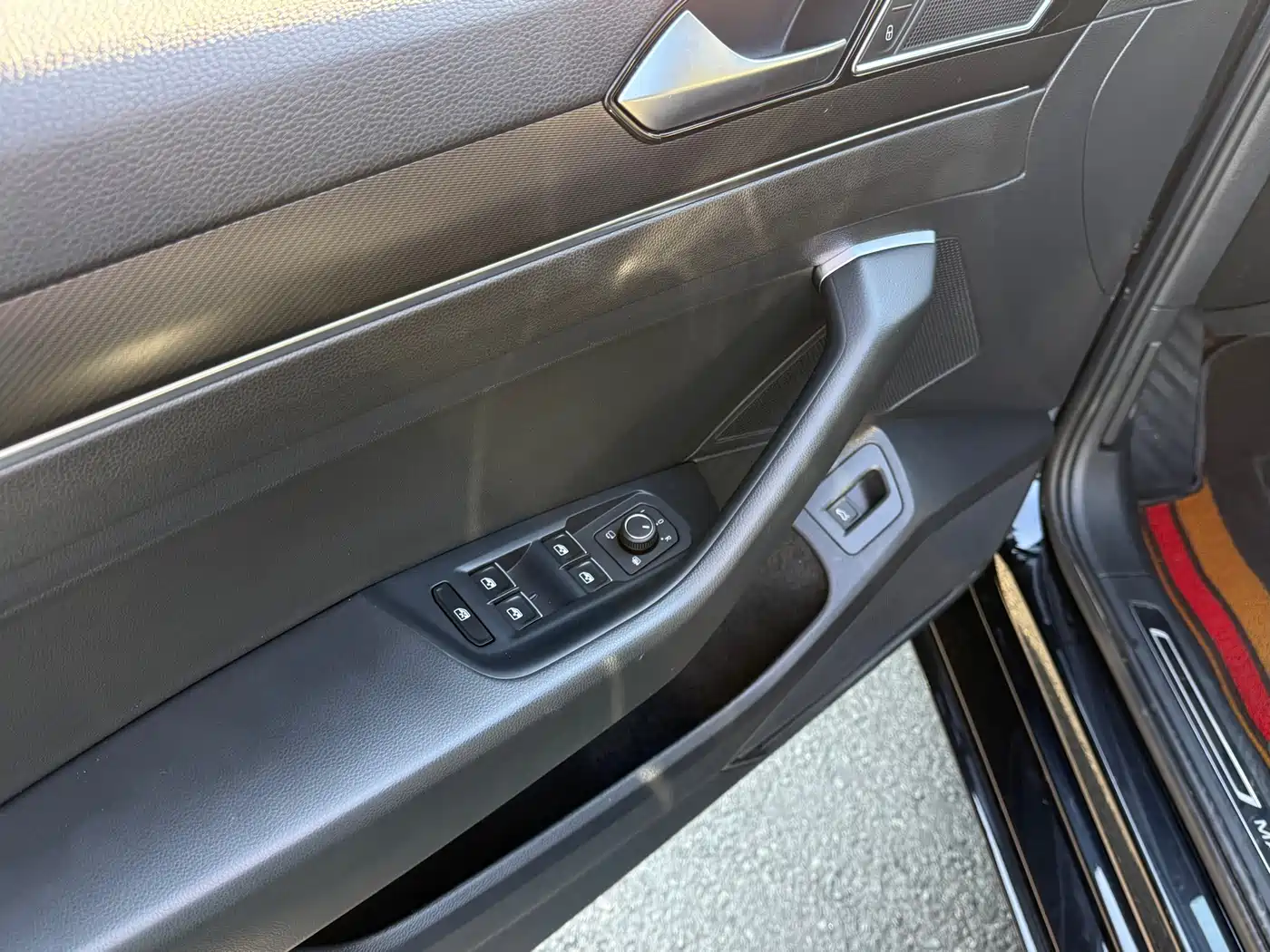 Volkswagen Magotan 2020 280TSI DSG Leading фото 7