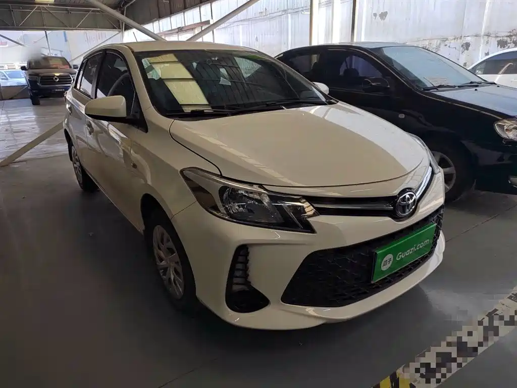 Toyota Vios FS 2021 1.5L CVT Fengchi Edition фото 4